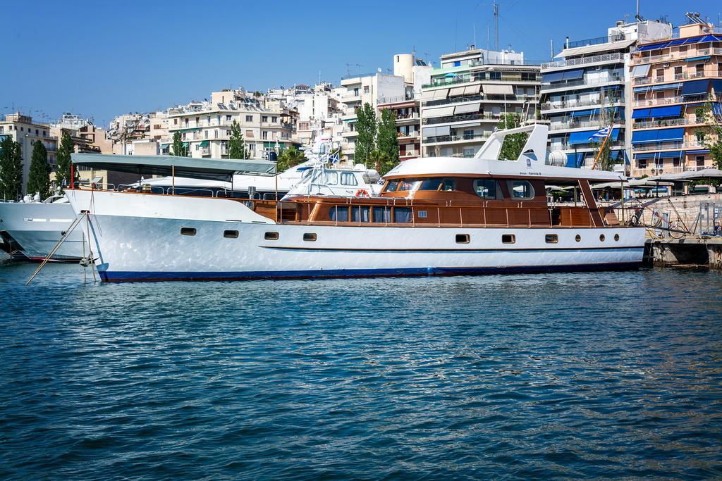 Luxury Yachthotel Amanda Psarou Esterno foto